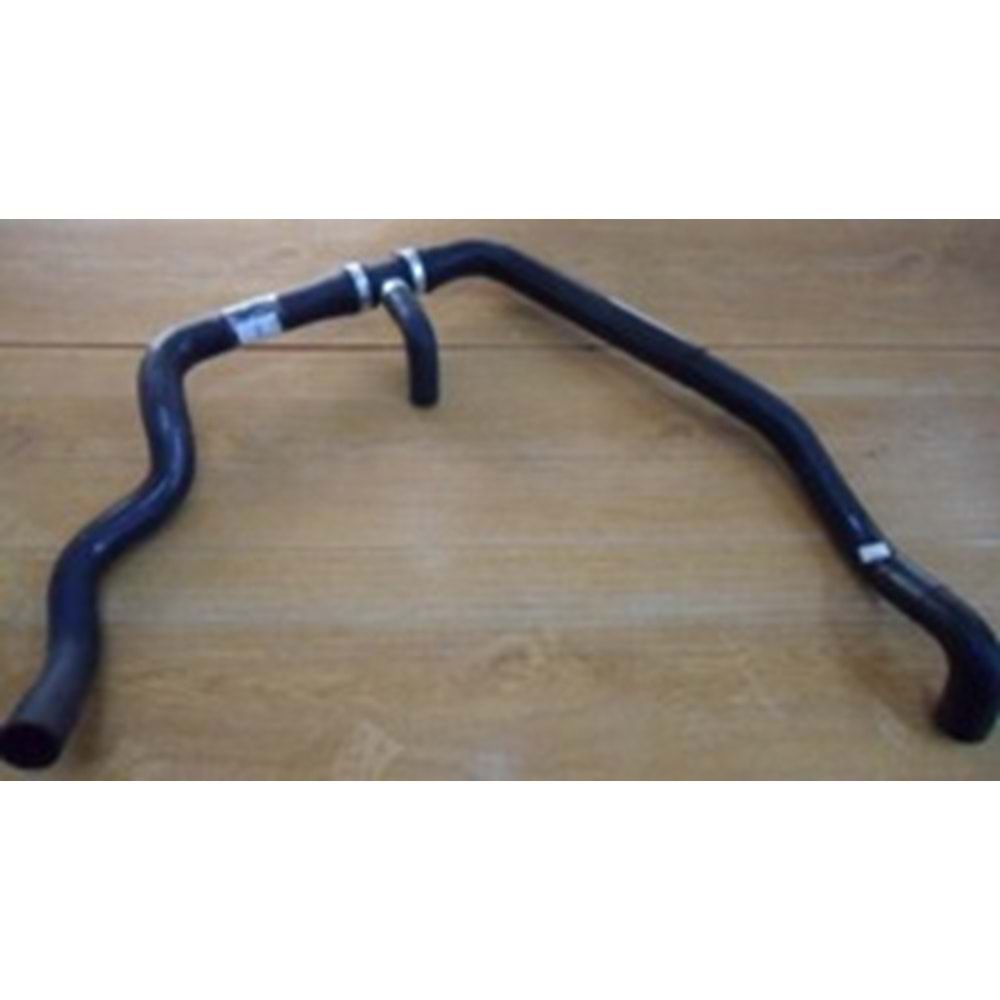 HORTUM RADYATÖR ÜST