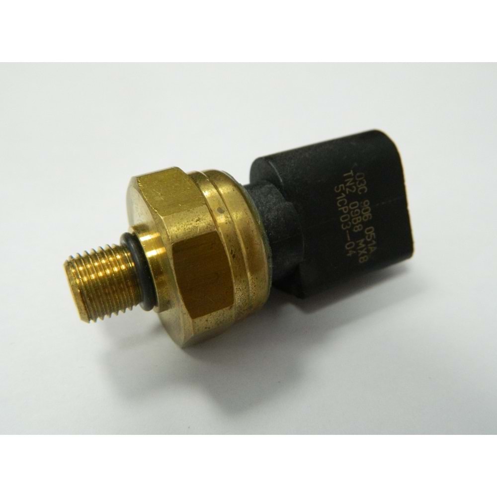 YAKIT MAZOT BASINÇ MÜŞÜRÜ GOLF5 04-10/JETTA 06-10/PASSAT 05-10 03C906051A