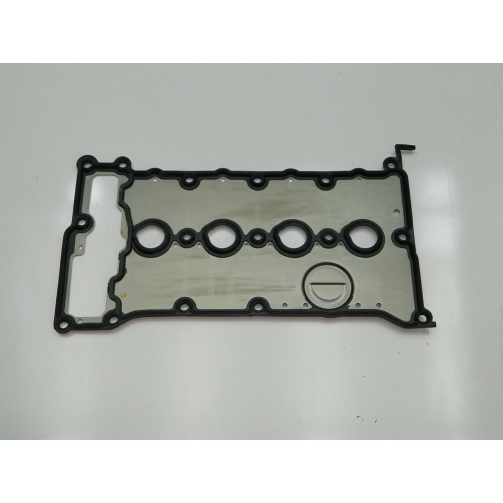 ÜST KAPAK CONTA PASSAT 01-05/A 4 01-05 06B103483H
