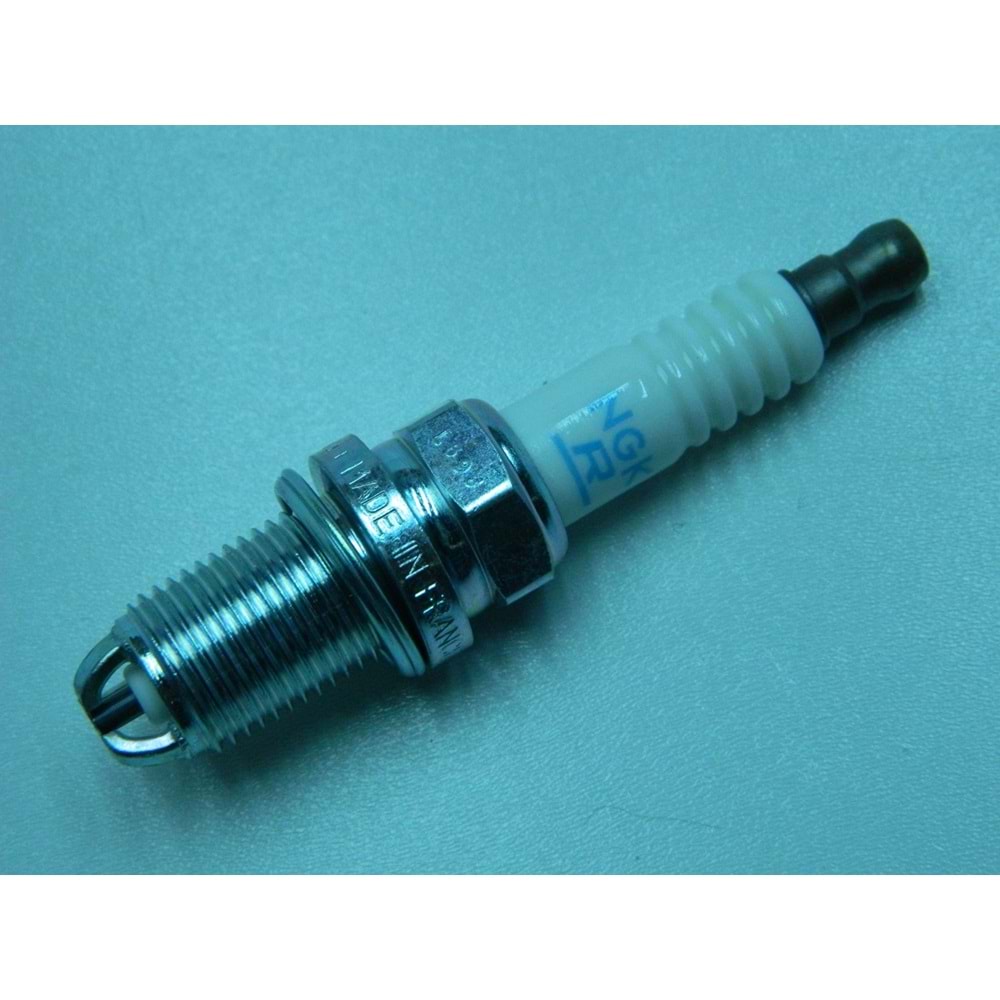 BUJİ GOLF4 98-04/POLO CLASSİC 96-00/BORA 98-04 (NGK)8395