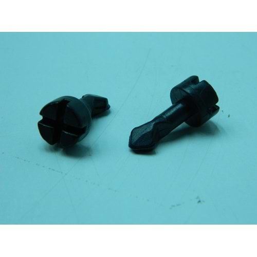 MOTOR ÜST KAPAĞI KLİPSİ