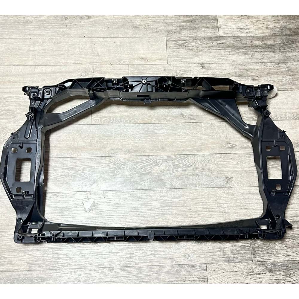 PANEL ÖN