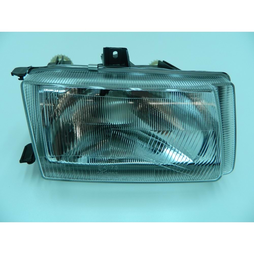 FAR SAĞ POLO CLASSİC 96-00/CADDY 96-04 6K5941016