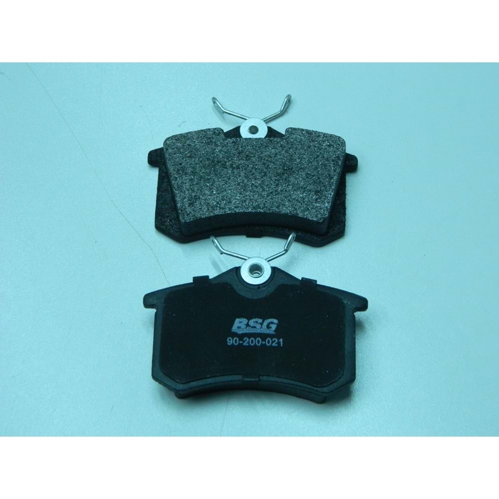 ARKA FREN BALATASI GOLF4 98-04/BORA 98-04/PASSAT 97-00/POLO 02-05 1K0698451A/C/J