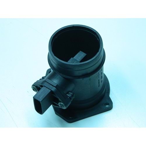 HAVA KÜTLE ÖLÇER PASSAT 97-00 06B133471