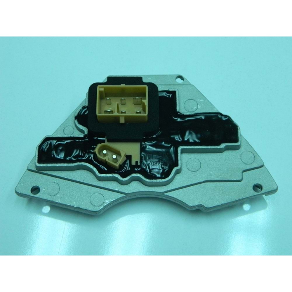 FAN REGÜLATÖRÜ PASSAT 97-00/PASSAT 01-05 8D1907521