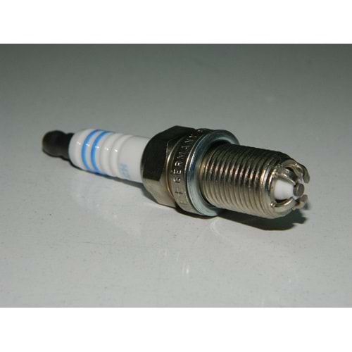 BUJİ A4 95-97/PASSAT 97-00 101000035HJ