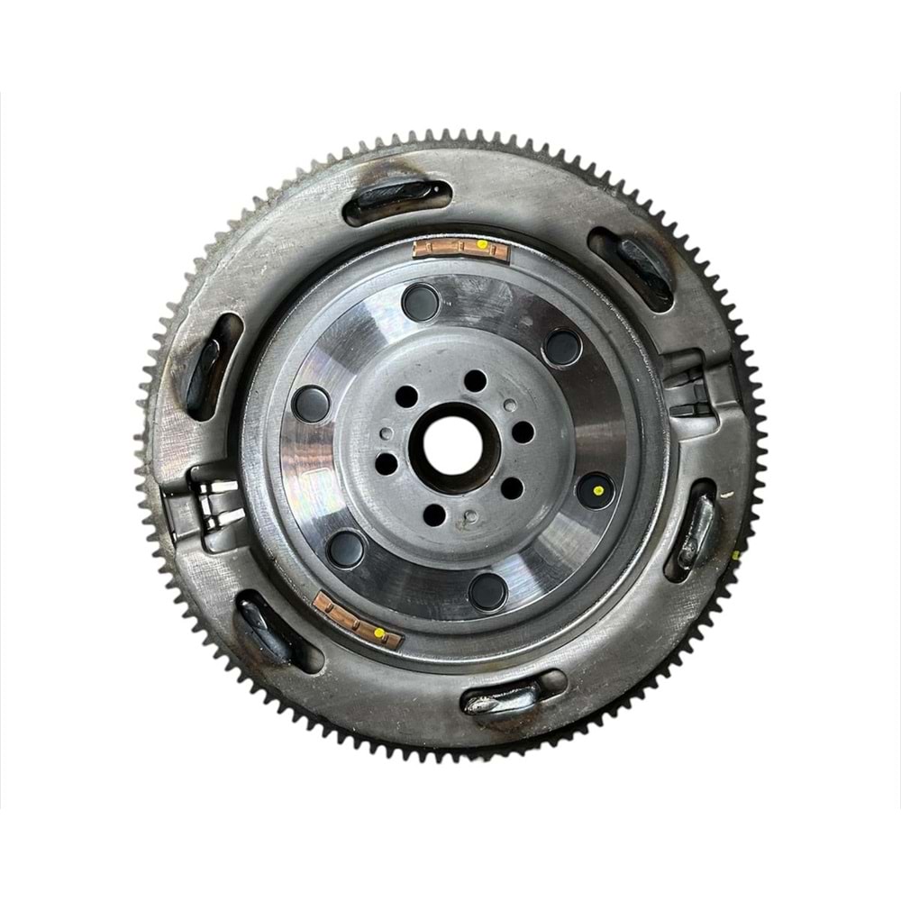 VOLANT AMAROK 10-- 03L105266DK