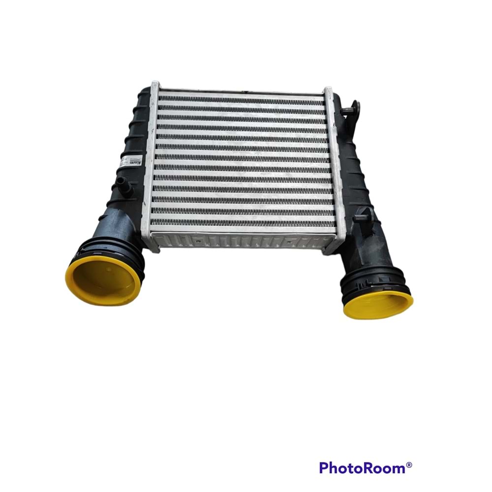 İNTERCOOL RADYATÖRÜ PASSAT 01-05 3B0145805D
